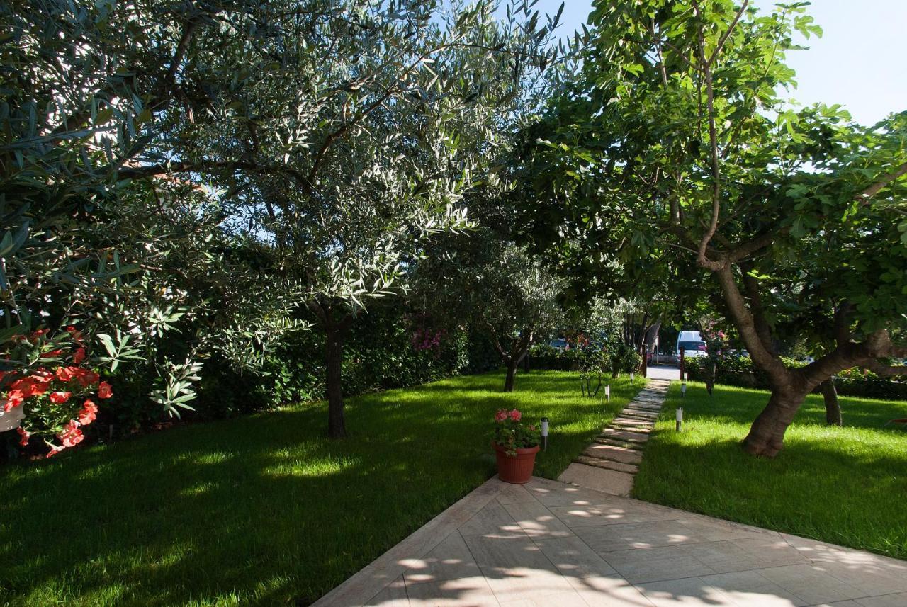 Weis Apartments Rovinj Habitación foto
