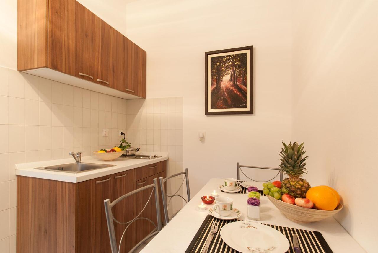 Weis Apartments Rovinj Habitación foto